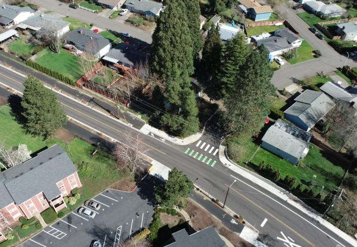 Aerial photo of new bicycle and pedestrian pathways on Linwood Ave.  