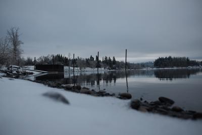 Boat dock ramp in Milwaukie Bay Park during winter