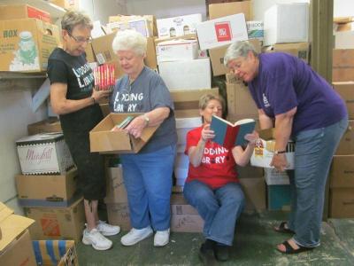 Ledding Library Volunteers